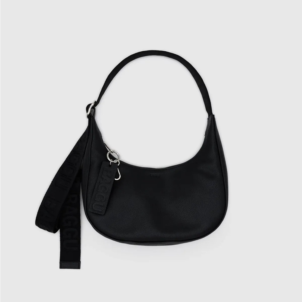 NWOT BAGGU Small Leather Crescent Black